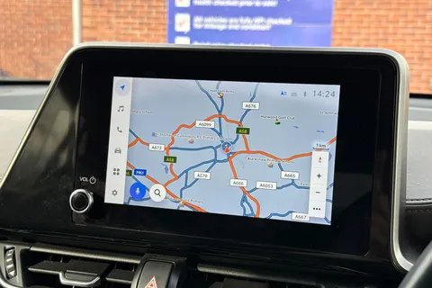 LA72UZV Toyota C-Hr 1.8 VVT-h Excel CVT Euro 6 (s/s) 5dr Thumbnail #46