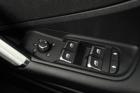 WK73VFJ Audi Q2 S line 35 TFSI  150 PS 6-speed Thumbnail #44