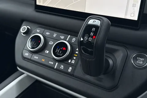 KT25OTA Land Rover Defender 90 3.0 D250 X-Dynamic HSE 3dr Thumbnail #15