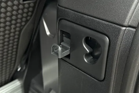 KT25OTA Land Rover Defender 90 3.0 D250 X-Dynamic HSE 3dr Thumbnail #29