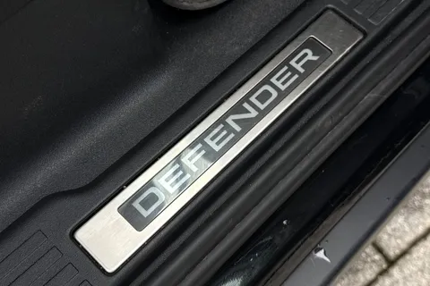 KT25OTA Land Rover Defender 90 3.0 D250 X-Dynamic HSE 3dr Thumbnail #35