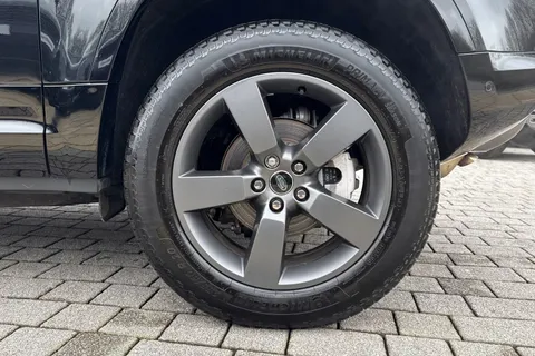 KT25OTA Land Rover Defender 90 3.0 D250 X-Dynamic HSE 3dr Thumbnail #40