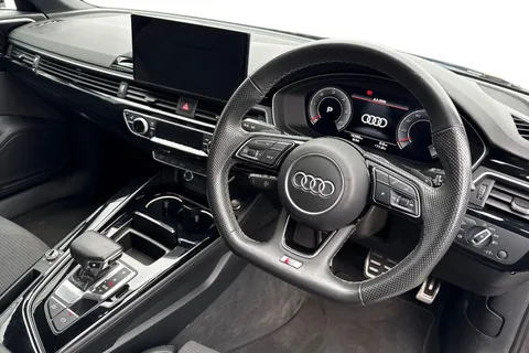 RO72GHA Audi A4 Black Edition 35 TDI 163 PS S tronic Thumbnail #19