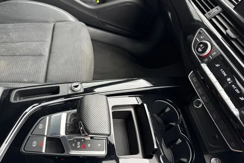 RO72GHA Audi A4 Black Edition 35 TDI 163 PS S tronic Thumbnail #24