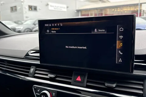 RO72GHA Audi A4 Black Edition 35 TDI 163 PS S tronic Thumbnail #37