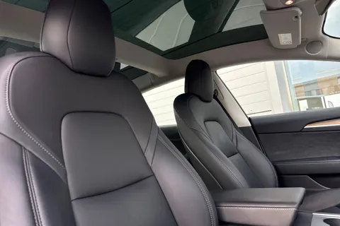 WP71KSU Tesla Model 3 Standard Range Plus Auto RWD 4dr Thumbnail #25