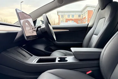 WP71KSU Tesla Model 3 Standard Range Plus Auto RWD 4dr Thumbnail #32