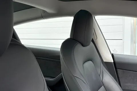 WP71KSU Tesla Model 3 Standard Range Plus Auto RWD 4dr Thumbnail #36