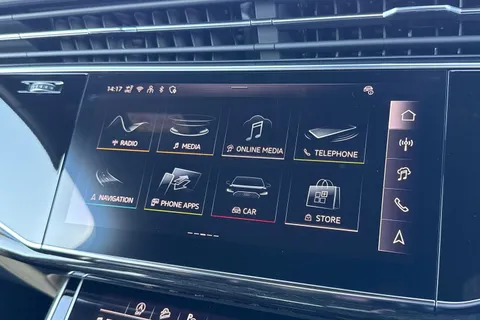 16 of 63 for Audi Q7 SUV Black Edition TDI quattro 231 PS tiptronic