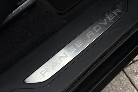 KS74TXG Land Rover Range Rover Velar 2.0 P400e Dynamic HSE 5dr Thumbnail #32