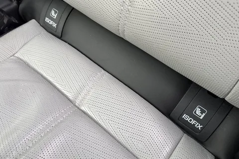 KS74TXG Land Rover Range Rover Velar 2.0 P400e Dynamic HSE 5dr Thumbnail #39