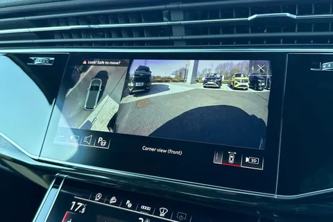 52 of 63 for Audi Q7 SUV Black Edition TDI quattro 231 PS tiptronic