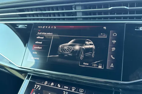 53 of 63 for Audi Q7 SUV Black Edition TDI quattro 231 PS tiptronic