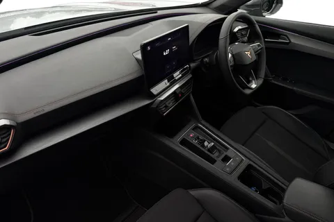 9 of 45 for CUPRA Formentor 1.4 eHybrid 12.8kWh VZ1 DSG Euro 6 (s/s) 5dr