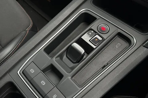 20 of 45 for CUPRA Formentor 1.4 eHybrid 12.8kWh VZ1 DSG Euro 6 (s/s) 5dr