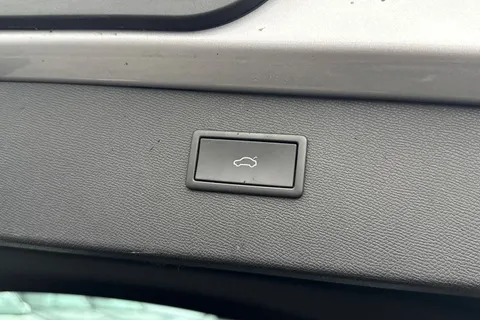 25 of 45 for CUPRA Formentor 1.4 eHybrid 12.8kWh VZ1 DSG Euro 6 (s/s) 5dr