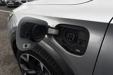 28 of 45 for CUPRA Formentor 1.4 eHybrid 12.8kWh VZ1 DSG Euro 6 (s/s) 5dr