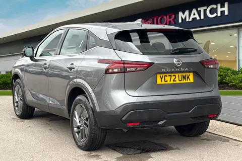 YC72UMK Nissan Qashqai 1.3 DIG-T MHEV Acenta Premium Euro 6 (s/s) 5dr Thumbnail #3