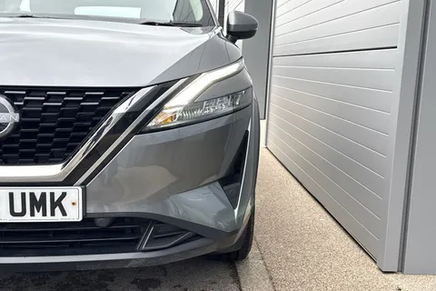 YC72UMK Nissan Qashqai 1.3 DIG-T MHEV Acenta Premium Euro 6 (s/s) 5dr Thumbnail #25