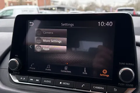 YC72UMK Nissan Qashqai 1.3 DIG-T MHEV Acenta Premium Euro 6 (s/s) 5dr Thumbnail #47