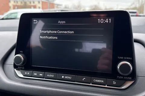 YC72UMK Nissan Qashqai 1.3 DIG-T MHEV Acenta Premium Euro 6 (s/s) 5dr Thumbnail #48