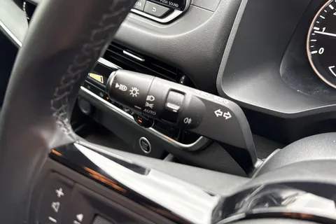 YC72UMK Nissan Qashqai 1.3 DIG-T MHEV Acenta Premium Euro 6 (s/s) 5dr Thumbnail #50