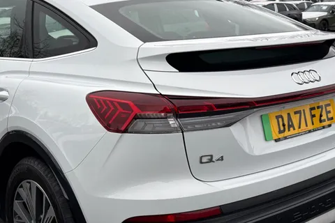 DA71FZE Audi Q4 e-tron Q4 Sportback Sport 35 e-tron  125,00 kW Thumbnail #9