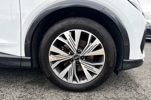 DA71FZE Audi Q4 e-tron Q4 Sportback Sport 35 e-tron  125,00 kW Thumbnail #11