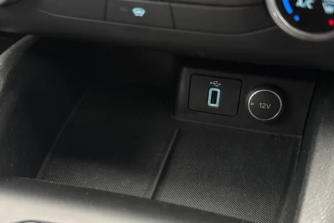 27 of 46 for Ford Focus 1.0T EcoBoost ST-Line Euro 6 (s/s) 5dr