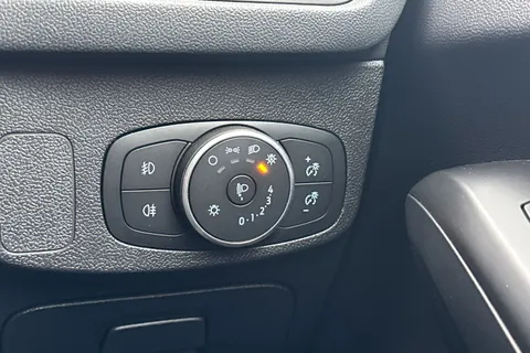 32 of 46 for Ford Focus 1.0T EcoBoost ST-Line Euro 6 (s/s) 5dr