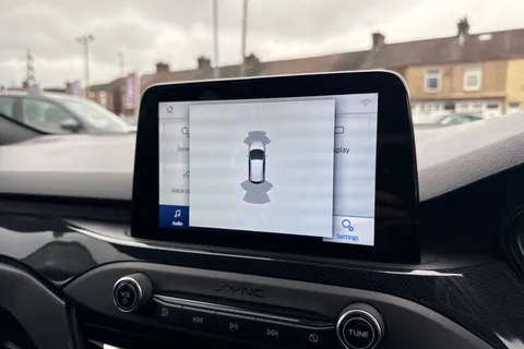 42 of 46 for Ford Focus 1.0T EcoBoost ST-Line Euro 6 (s/s) 5dr