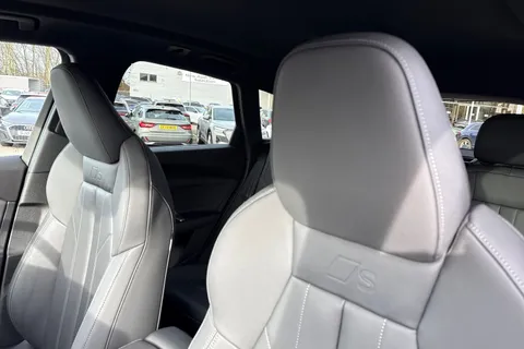 DH75CHC Audi Q5 SUV S line TDI quattro 204 PS S tronic Thumbnail #24