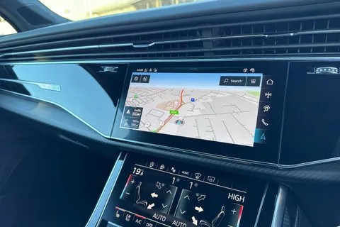 DF75XPU Audi SQ7 SQ7 TFSI Quattro Vorsprung 5dr Tiptronic Thumbnail #17