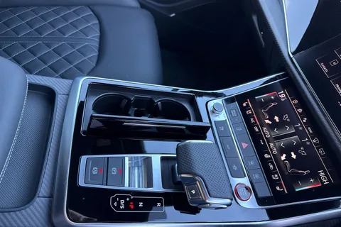 DF75XPU Audi SQ7 SQ7 TFSI Quattro Vorsprung 5dr Tiptronic Thumbnail #23