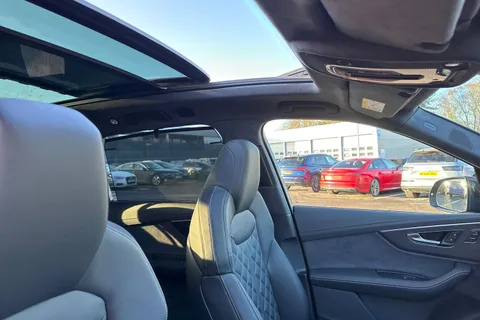 DF75XPU Audi SQ7 SQ7 TFSI Quattro Vorsprung 5dr Tiptronic Thumbnail #25