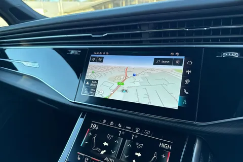 DF75XPU Audi SQ7 SQ7 TFSI Quattro Vorsprung 5dr Tiptronic Thumbnail #44