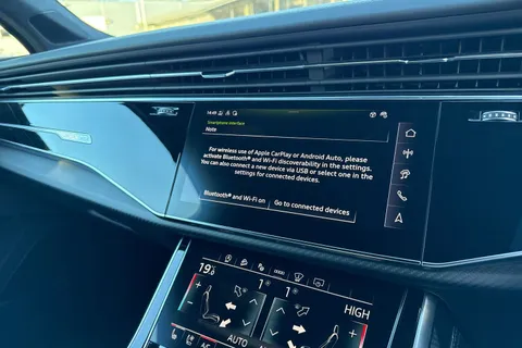 DF75XPU Audi SQ7 SQ7 TFSI Quattro Vorsprung 5dr Tiptronic Thumbnail #46