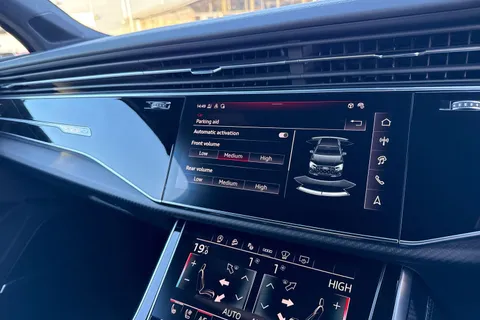 DF75XPU Audi SQ7 SQ7 TFSI Quattro Vorsprung 5dr Tiptronic Thumbnail #49