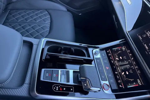DF75XPU Audi SQ7 SQ7 TFSI Quattro Vorsprung 5dr Tiptronic Thumbnail #56