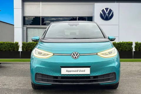 EN72AUL Volkswagen ID.3 107KW Family Pro 58kWh 5dr Auto | Heated Seats | Pan Roof | Rear Camera Thumbnail #5