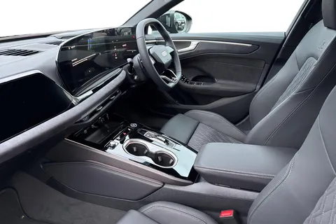 DE75TKV Audi A6 Avant Avant Edition 1 TDI quattro 204 PS S tronic Thumbnail #15