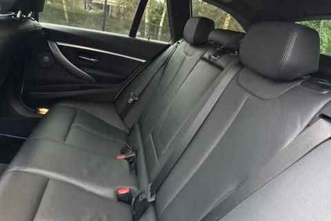 YC19HED BMW 3 Series 2.0 320i M Sport Shadow Edition Touring Auto Euro 6 (s/s) 5dr Thumbnail #20