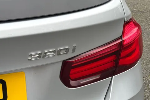 YC19HED BMW 3 Series 2.0 320i M Sport Shadow Edition Touring Auto Euro 6 (s/s) 5dr Thumbnail #38
