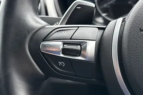 YC19HED BMW 3 Series 2.0 320i M Sport Shadow Edition Touring Auto Euro 6 (s/s) 5dr Thumbnail #44