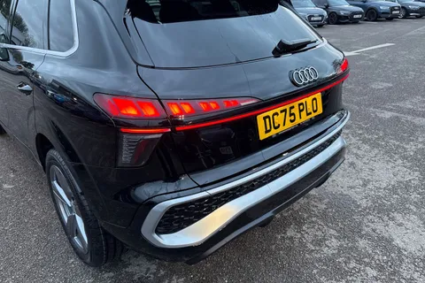 DC75PLO Audi Q3 SUV S line TFSI  150 PS S tronic Thumbnail #8