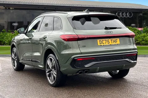 DC75THF Audi Q5 SUV Edition 1 TDI quattro 204 PS S tronic Thumbnail #3
