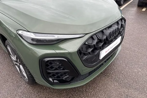 DC75THF Audi Q5 SUV Edition 1 TDI quattro 204 PS S tronic Thumbnail #9