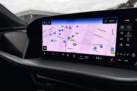 DC75THF Audi Q5 SUV Edition 1 TDI quattro 204 PS S tronic Thumbnail #36