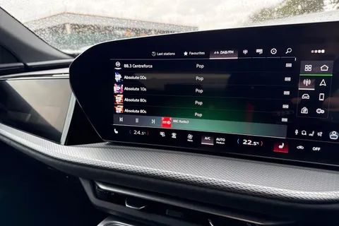 DC75THF Audi Q5 SUV Edition 1 TDI quattro 204 PS S tronic Thumbnail #37