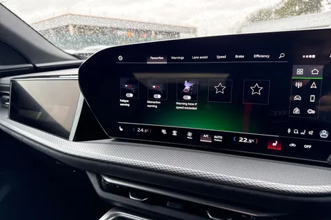 DC75THF Audi Q5 SUV Edition 1 TDI quattro 204 PS S tronic Thumbnail #42